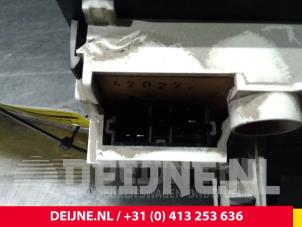 Renault Master Heizung Bedienpaneel O47081 foto 3