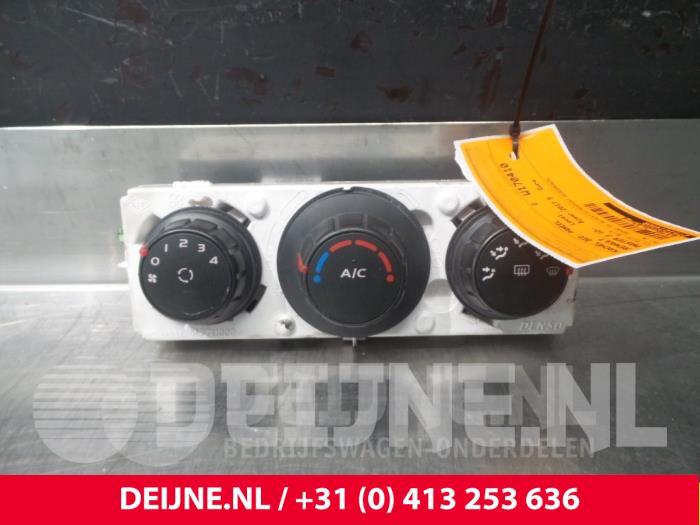 Renault Master Kachel Bedieningspaneel O47123
