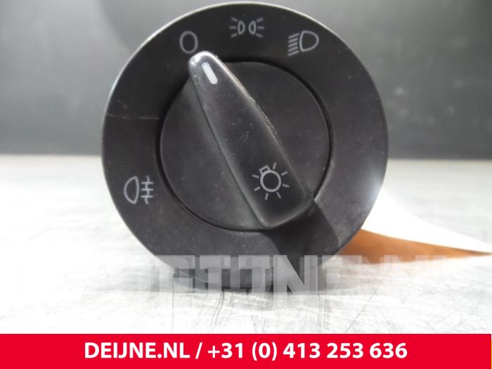 Volkswagen Golf Licht Schalter O47279