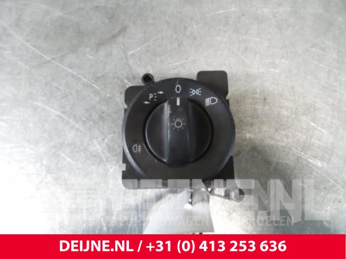 Volkswagen Crafter Light switch O47291