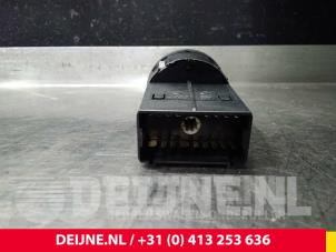 Volkswagen Polo Licht Schalter O47305 foto 2