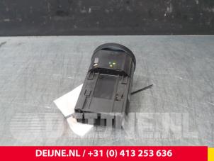 Volkswagen Fox Light switch O47336 photo 2
