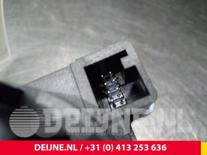 Volkswagen Crafter Licht Schalter O47352 foto 3