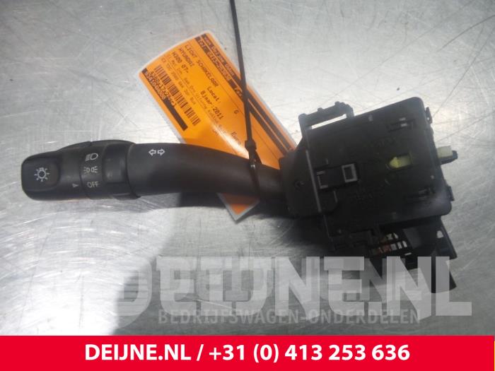 Hyundai H300 Licht Schakelaar O47359
