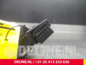 Volkswagen Eos Indicator switch O47437 photo 3