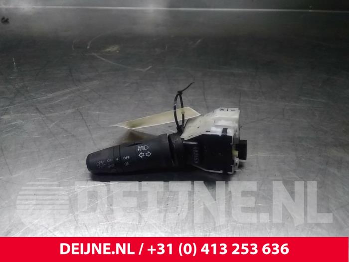 Nissan NV200 Richtingaanwijzer Schakelaar O47465