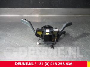 Volkswagen Passat Steering column stalk O47819 photo 2