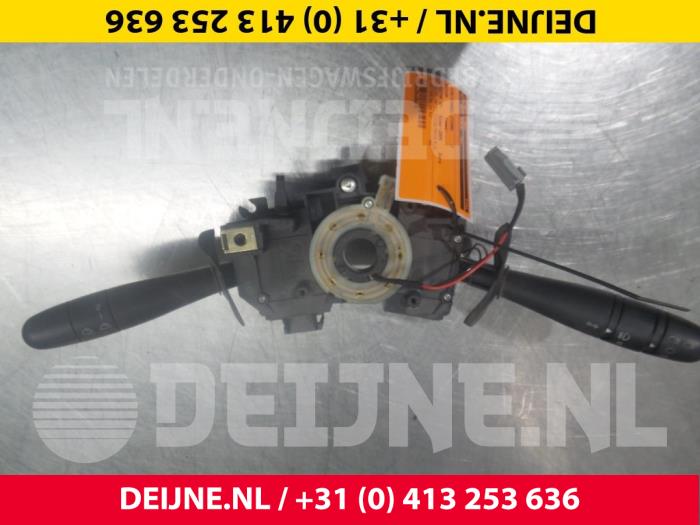 Nissan Kubistar Steering column stalk O47876