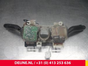 Toyota Hiace Combischakelaar Stuurkolom O47975 foto 2