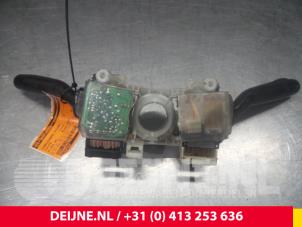 Toyota Hiace Combischakelaar Stuurkolom O47977 foto 2