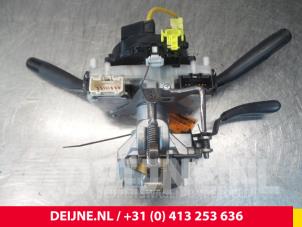 Toyota Hiace Combischakelaar Stuurkolom O47979 foto 3
