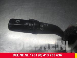 Toyota Hiace Combischakelaar Stuurkolom O47981 foto 4