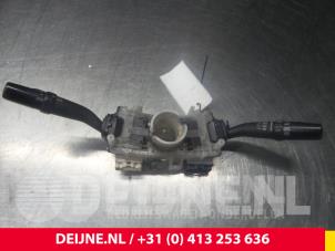 Toyota Hiace Combischakelaar Stuurkolom O47981 foto 2
