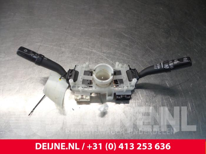 Toyota Hiace Combischakelaar Stuurkolom O47982