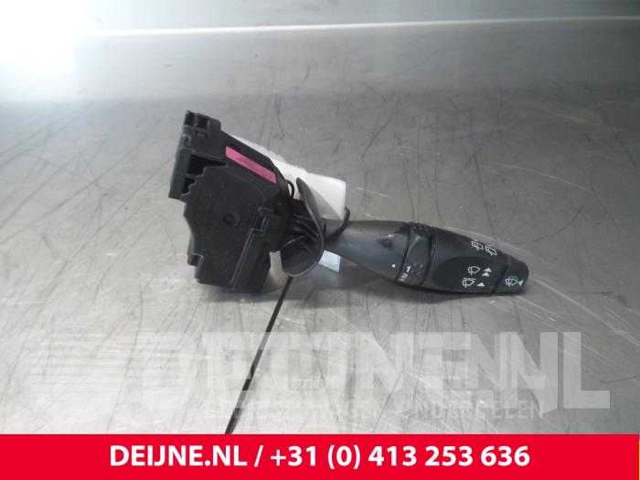 Ford Fiesta Scheibenwischer Schalter O48020