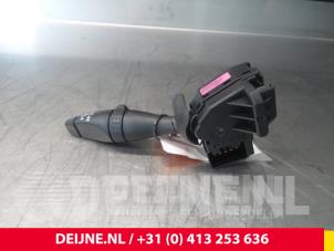 Ford Fiesta Wiper switch O48020 photo 2