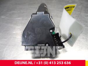 Nissan NV200 Ruitenwis Schakelaar O48102 foto 2