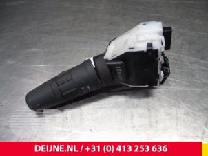 Nissan NV200 Ruitenwis Schakelaar O48102 foto 3