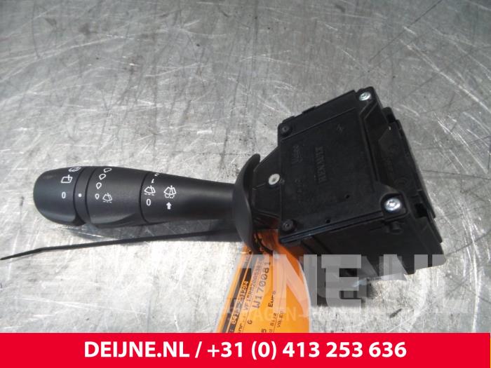 Renault Clio Ruitenwis Schakelaar O48132