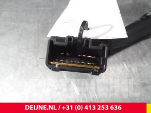Toyota Hiace Ruitenwis Schakelaar O48138 foto 2
