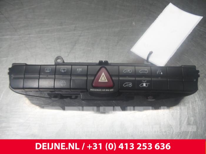 Mercedes Viano Panic lighting switch O48146