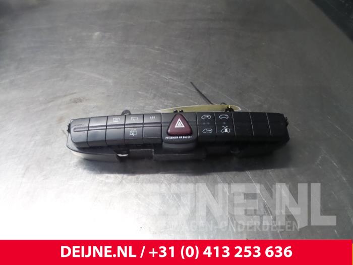 Mercedes Vito Panic lighting switch O48149