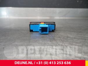 Volkswagen Crafter Panic lighting switch O48170 photo 2