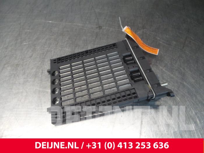 Mercedes A-Klasse Kachel Verwarmingselement O48188