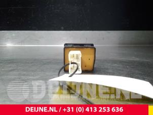 Toyota Hiace Mirror switch O48240 photo 2