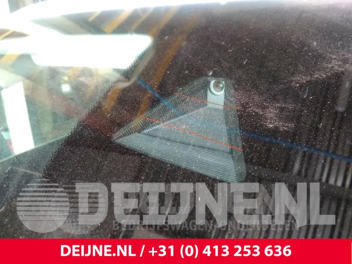 Mercedes C-Klasse Kamera Vorderseite O48242