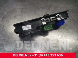 Volkswagen Transporter Electric window switch O48520 photo 3