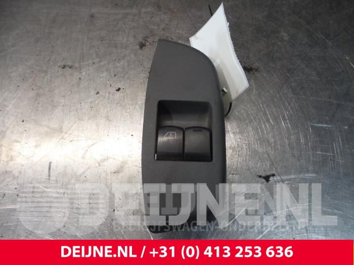 Nissan NV200 Electric window switch O48555