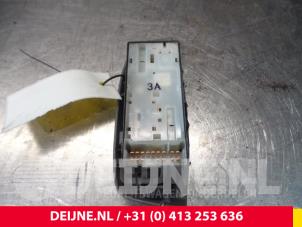 Nissan NV200 Electric window switch O48555 photo 2