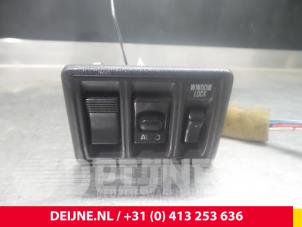 Toyota Hiace Multi-functional window switch O48674 photo 2