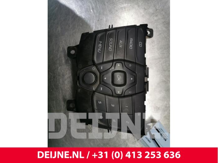 Ford Transit Custom Radiobedienings paneel O48689