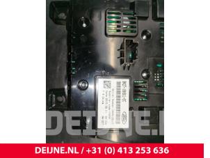 Ford Transit Connect Radiobedienfeld O48699 foto 4