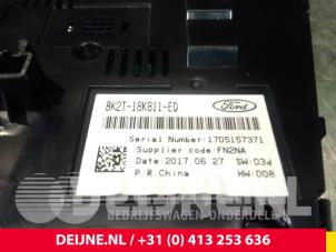 Ford Transit Connect Radiobedienings paneel O48701 foto 3
