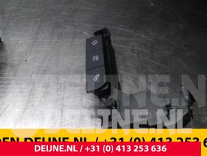 Peugeot Expert Radio control panel O48718 photo 3