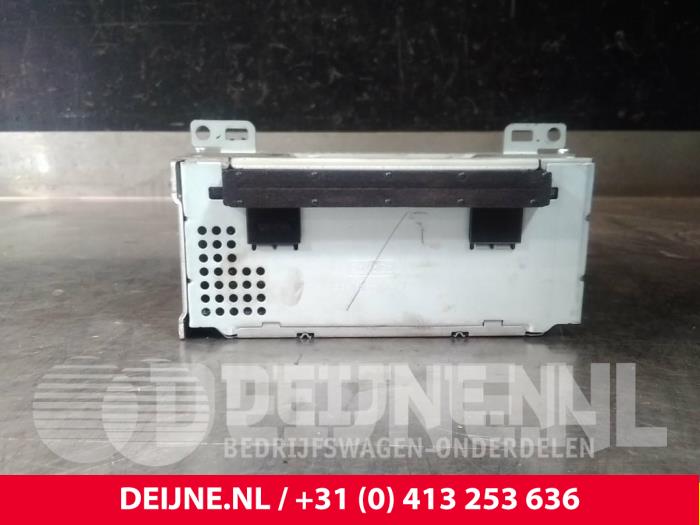 Ford Transit Connect CD player O48729
