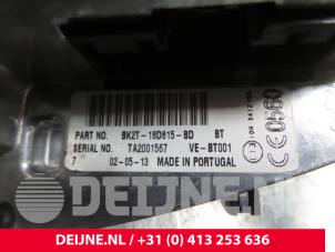 Ford Transit Custom Radio O48762 foto 2