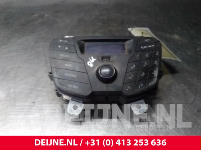 Ford Transit Custom Radio O48768