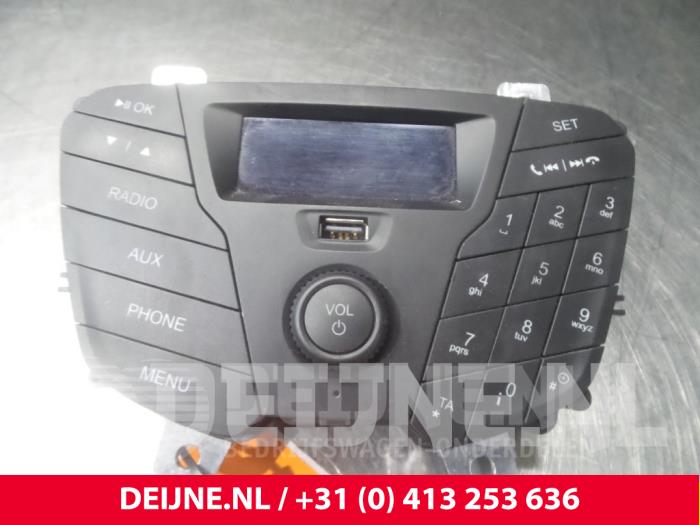 Ford Transit Custom Radio O48770