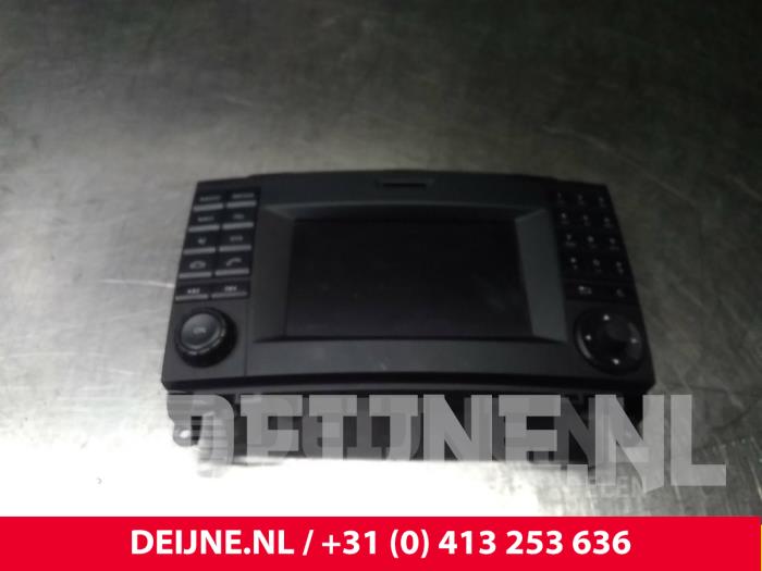 Mercedes Vito Radio O48810