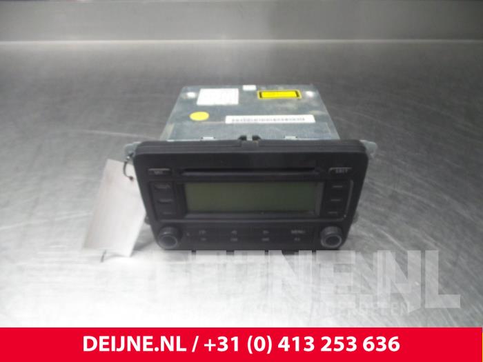Volkswagen Caddy Radio O48891