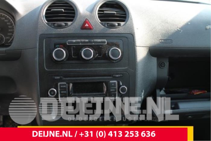 Volkswagen Caddy Radio O48921