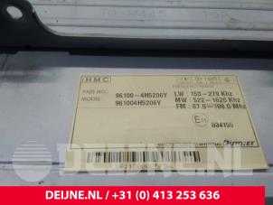 Hyundai H300 Radio O48960 photo 3