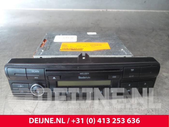 Skoda Octavia Radio O48983