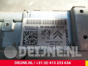Citroen Jumpy Radio O49006 photo 3