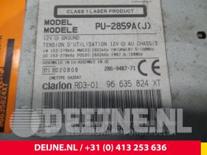 Peugeot Partner Radio O49029 foto 3