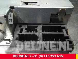 Renault Trafic Radio O49048 photo 4
